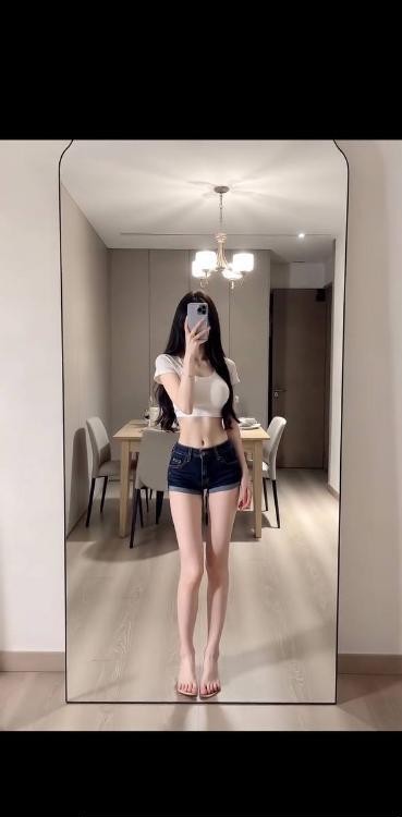 浦东长腿细腰小琴