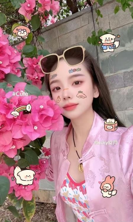 花边岭小御姐骚可