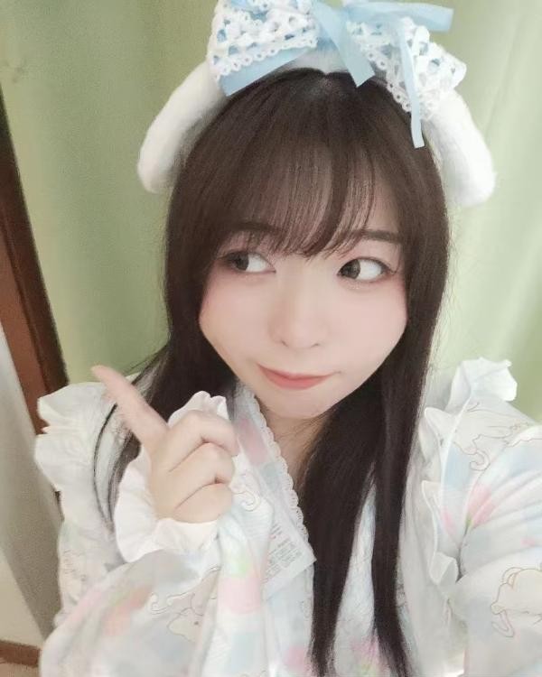 可乐不加冰二次元妹子