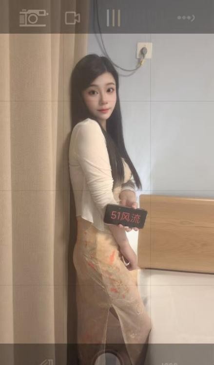 木渎桃柚可双飞姐妹花