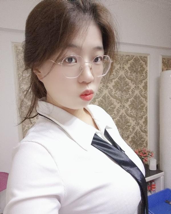 温柔性感长腿鱼儿姐