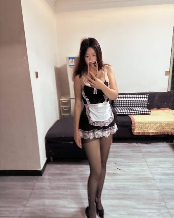 情趣御姐轻轻老师