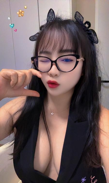 徐汇巨乳少妇伊诺