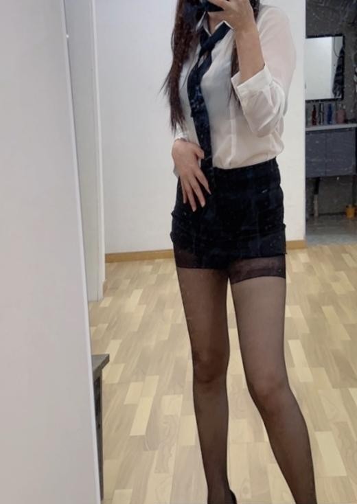 昆山超华长腿美女