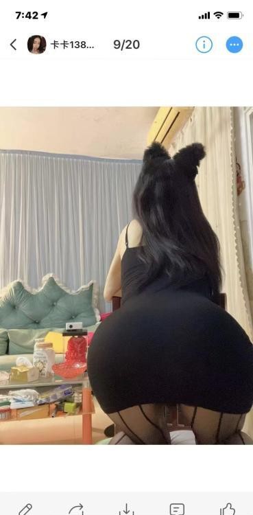 丰臀巨乳角色扮演小妈