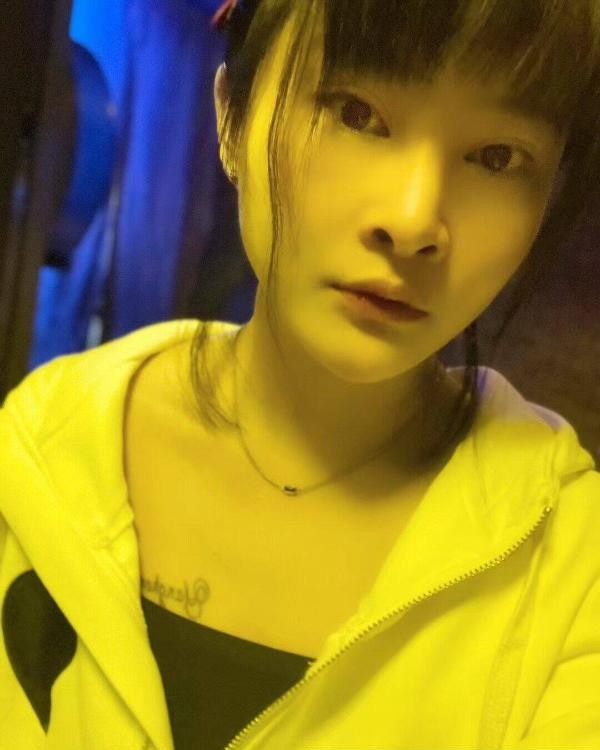 三里街小美女可欣