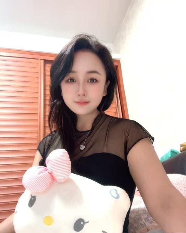 洪山美少妇佳佳