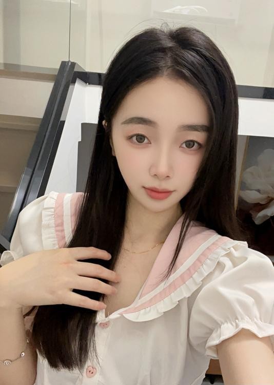 罗湖国贸小娇妻小米粒