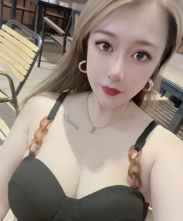 白沙洲丰满少妇苗苗