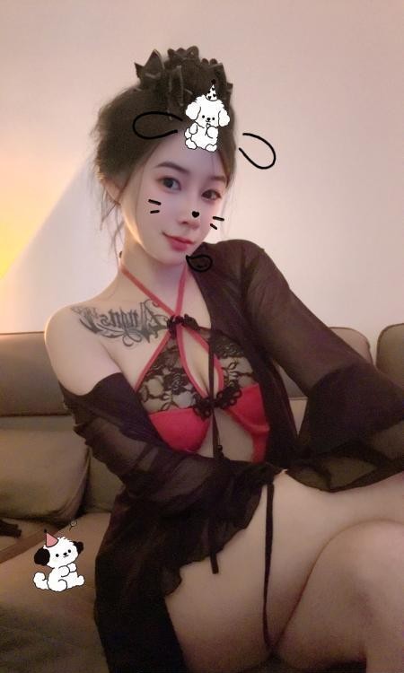 惠城舌吻反差御姐