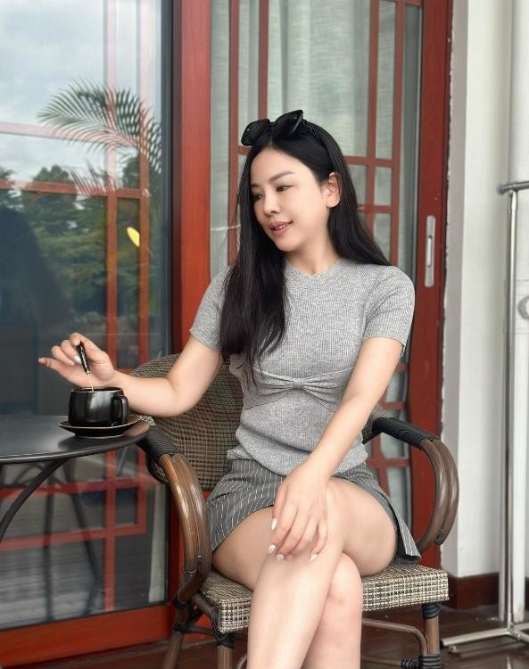 广州轻熟美臀小鱼