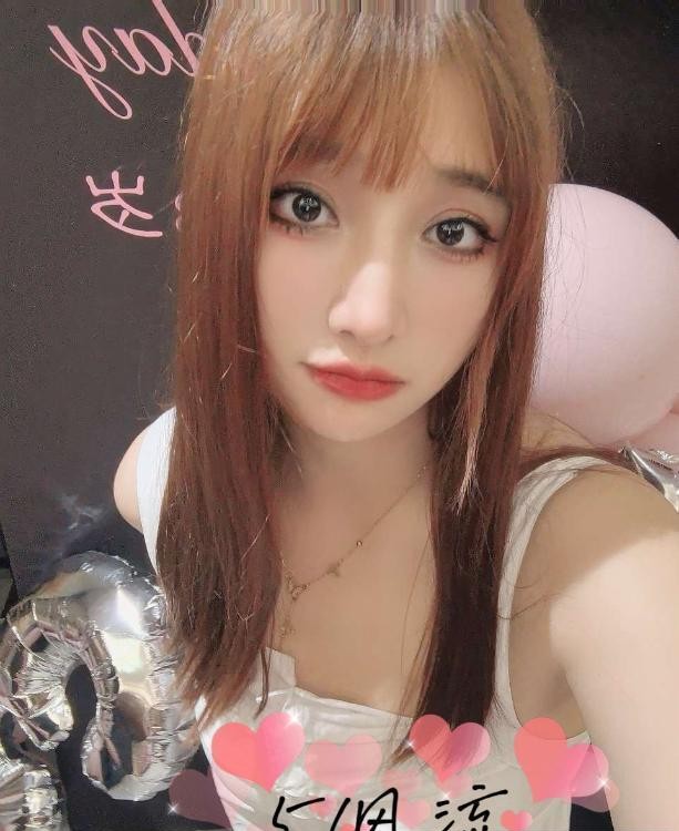 九堡颜值甜妹安琪