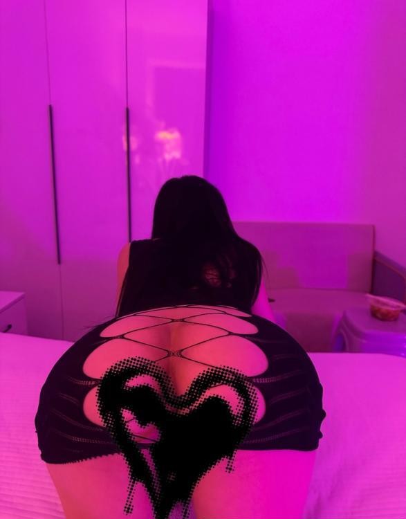 大奶翘臀炮架星星