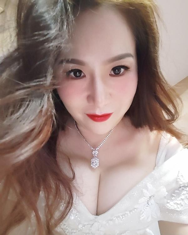 上海本地大胸大臀女