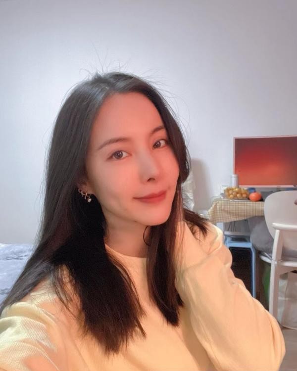 服务系朱莉姐姐