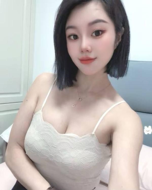 江阴短发颜值小姐姐