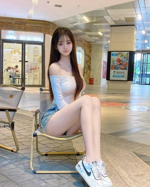 清纯邻家小妹妹