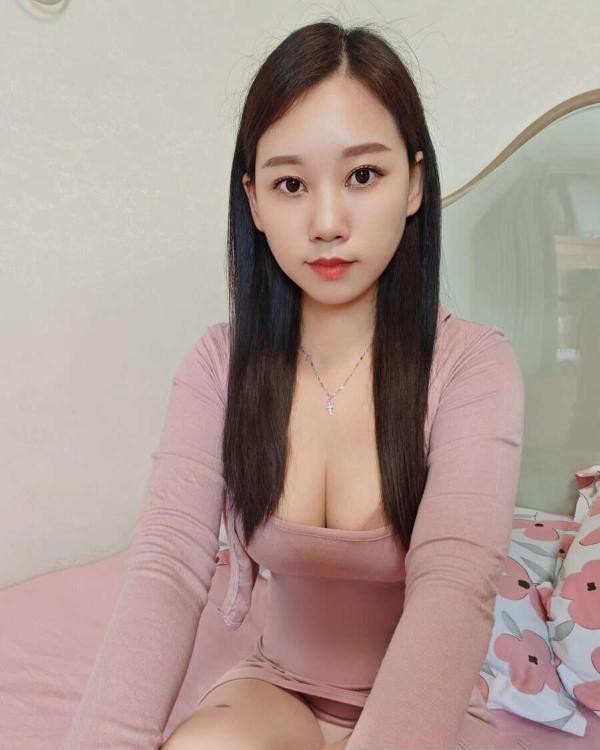 大熊小蛮腰妹子