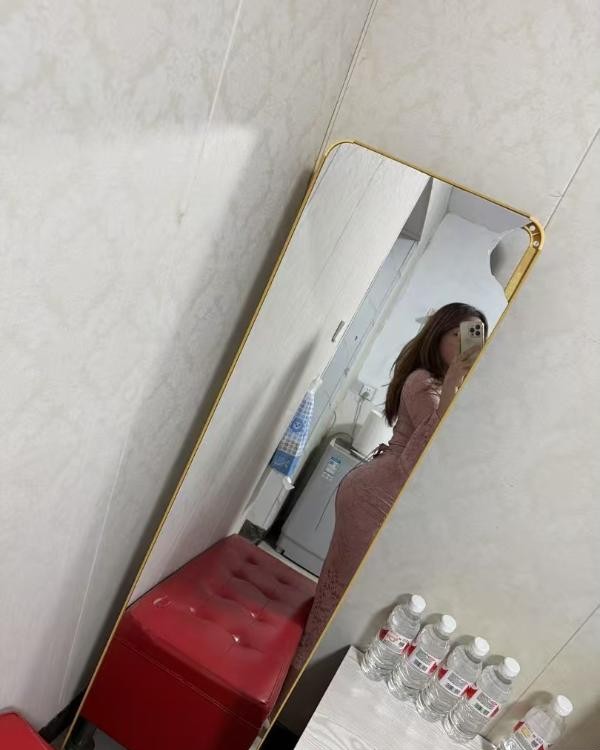 下沙足尖上的小鸟