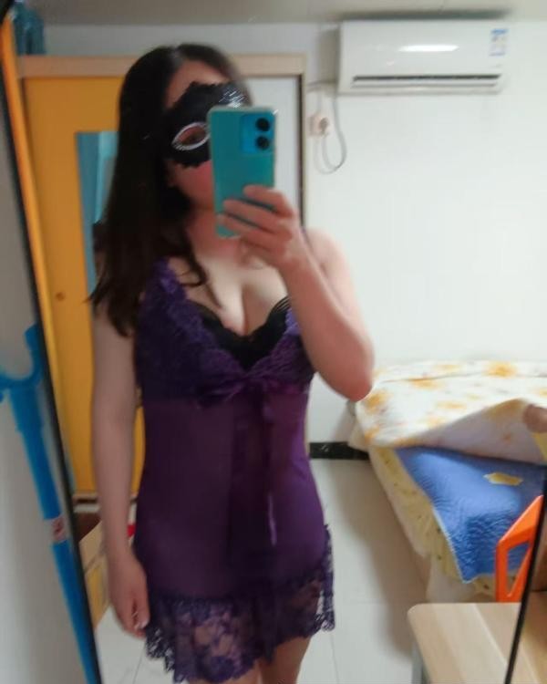 制服诱惑骚小静