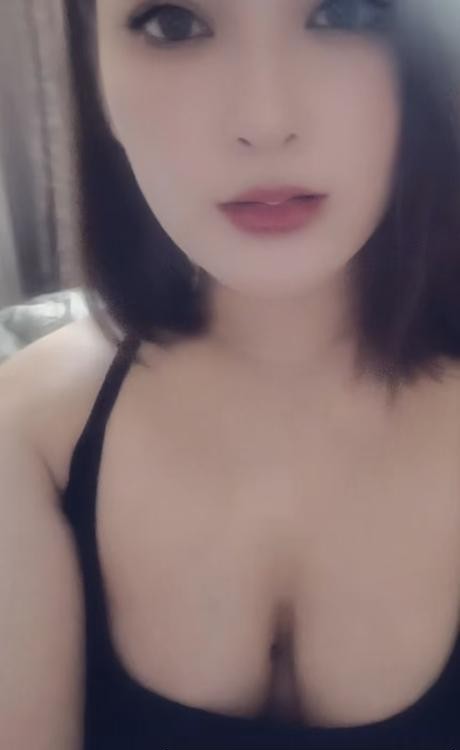 天津黑丝小骚逼