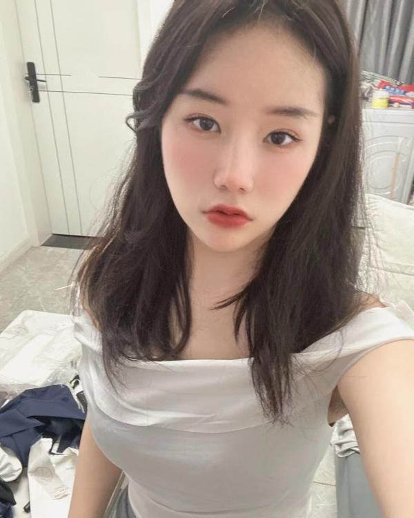 虎泉大胸甜甜妹妹