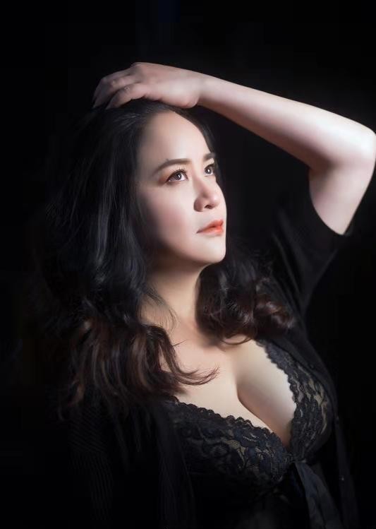 梅溪湖大胸倩倩