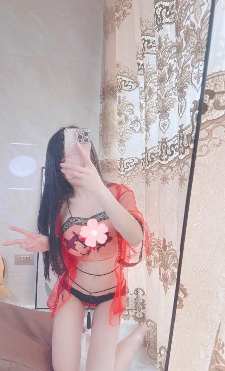 制服控骚少妇