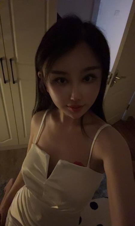 成都东站风骚丹丹