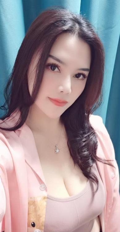 盘龙大胸喷奶琳琪