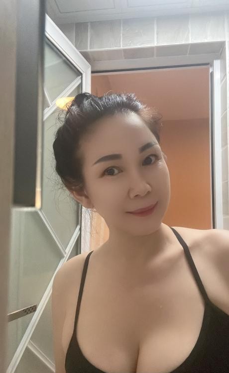 紫薇路熟女风信子