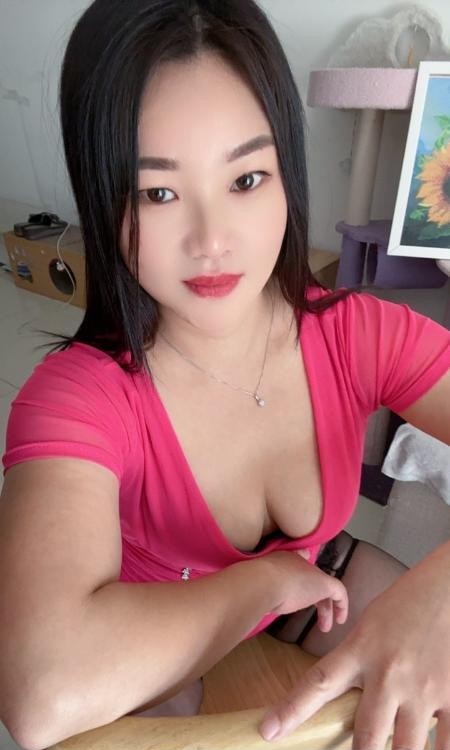 毒龙女王欣欣