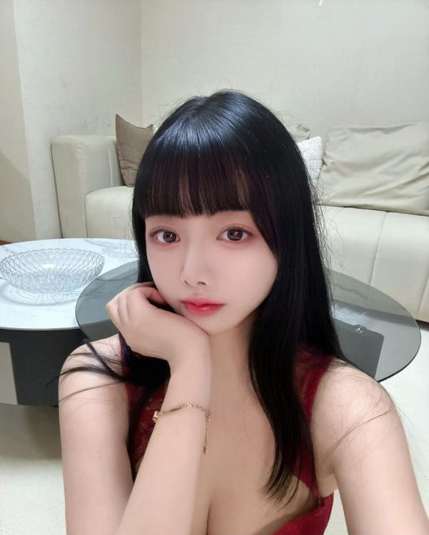 甜美性感颜值老师