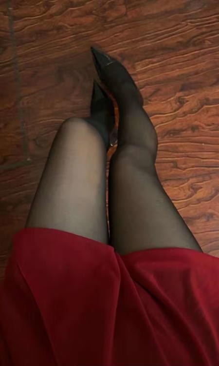 紫荆性感熟女彩云