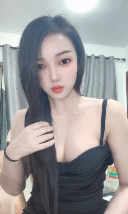 白云梅花园娇娇