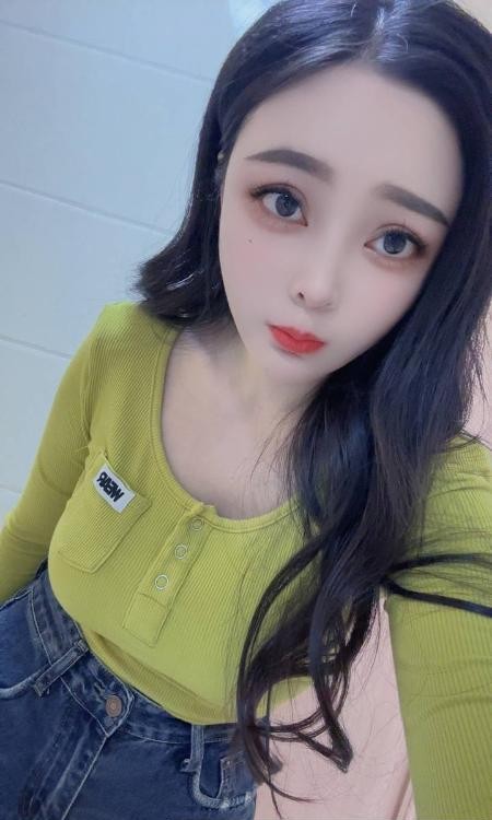 川渝巨乳妹蜜桃