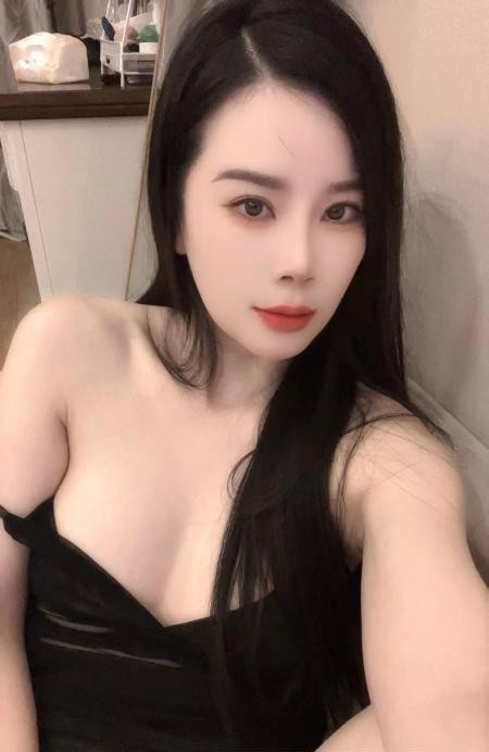 性感服务系少妇叶子