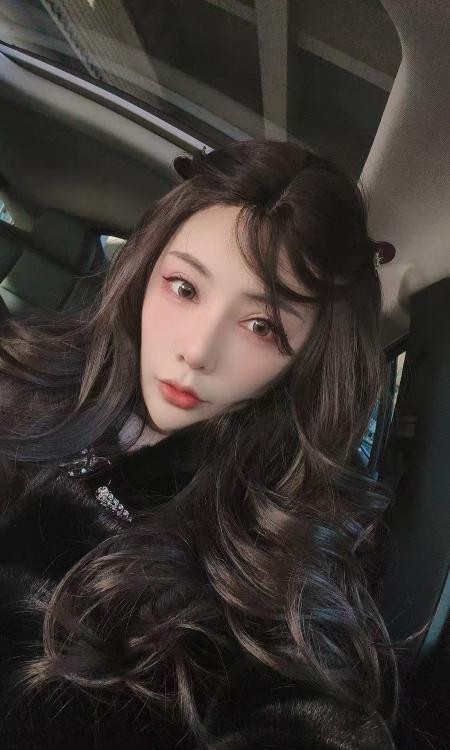 铁西网红脸桃子