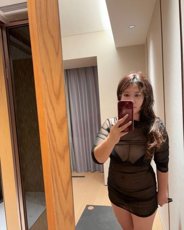 津南微胖水多熟妇