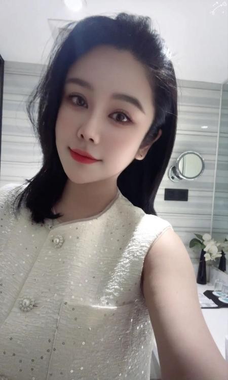 闵行大胸御姐范嘉嘉