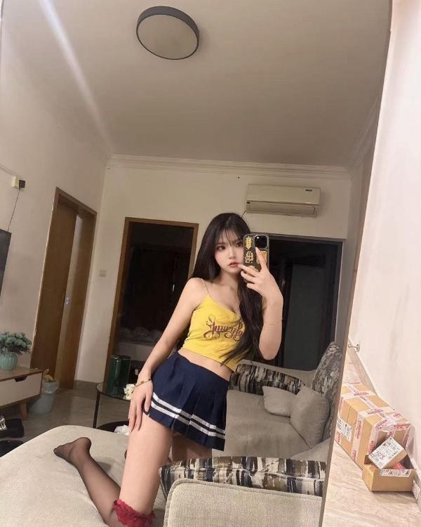 风骚榨汁大奶小骚货