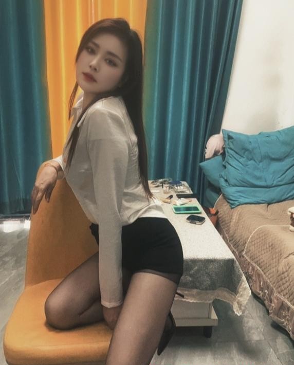 虎丘气质女神曼琳