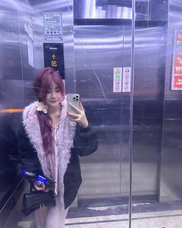 瑶海粉嫩白嫩妹林熙