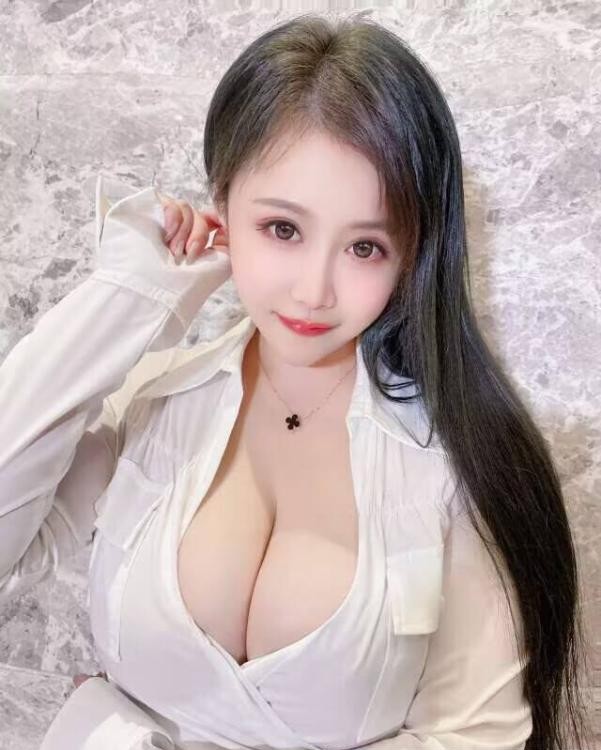 长宁少妇大胸E