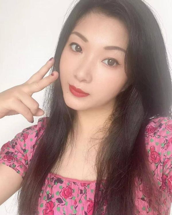 大奶少妇小西茜