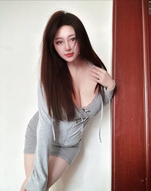 汉阳丰满少妇
