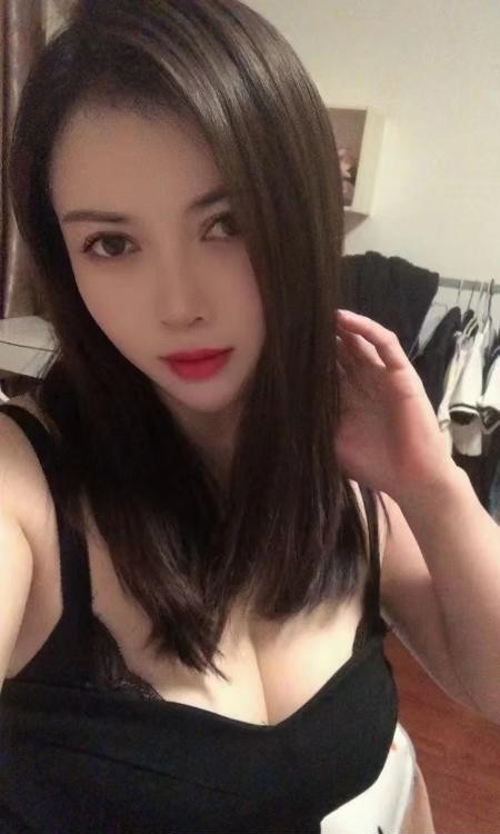 二刷妩媚大胸美娜