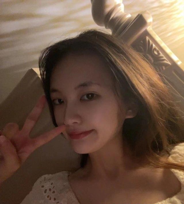 初见美女小姐姐