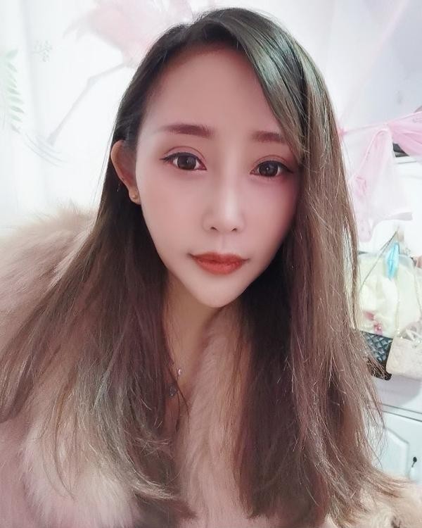 南京鼓楼小姐姐