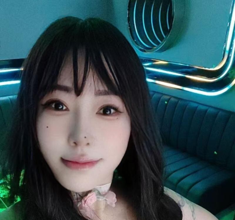 红岭北大胸东北姐姐